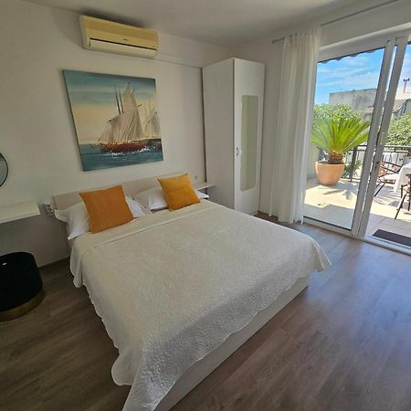 Apartmani Matija Makarska Ngoại thất bức ảnh