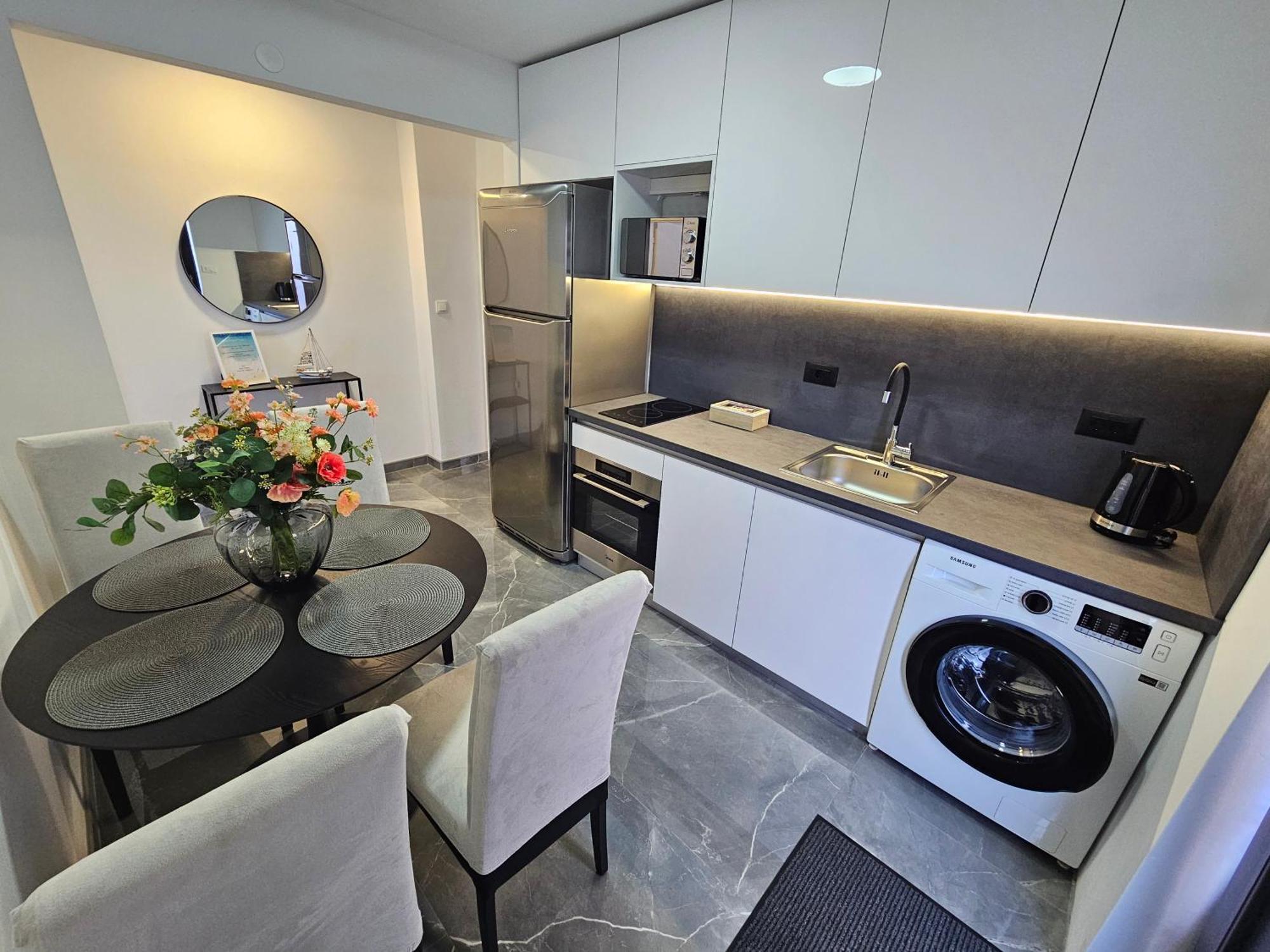 Apartmani Matija Makarska Ngoại thất bức ảnh