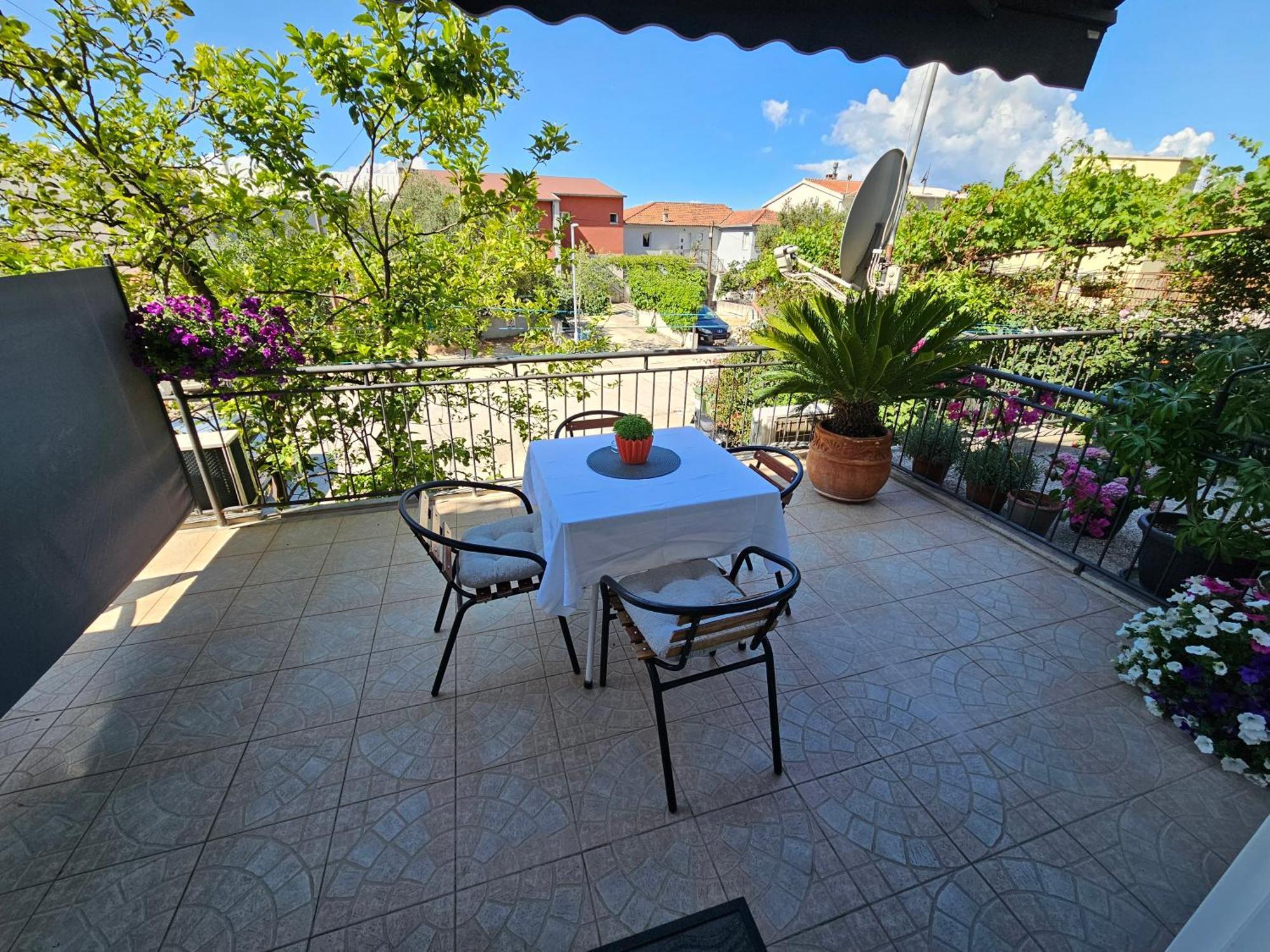 Apartmani Matija Makarska Ngoại thất bức ảnh